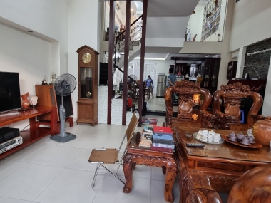 Cần bán nhà đường số 40 khu Tân Quy Đông, phường Tân Phong, quận 7, TP HCM 