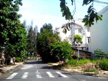 Bán đất biệt thự Sadeco Phước Kiểng, diện tích 10x19m, giá 39.5 triệu/m2, LH 0909477288