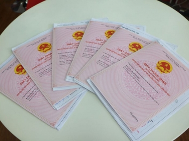 BÁN ĐẤT MT ĐƯỜNG NGUYỄN XIỂN GIAO VỚI NGUYỄN VĂN TĂNG PHƯỜNG LONG THẠCH MỸ LH: 0916372826