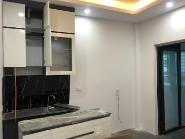 Bán nhà Hồ Tùng Mậu, Bắc Từ Liêm, 67m2x4 tầng, 2 mặt thoáng, mặt tiền rộng 4.1m, ngõ nông, thông tứ 