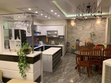 NHÀ 1 ĐỜI CHỦ - GIÁ TỐT KHU VỰC QUẬN 7.