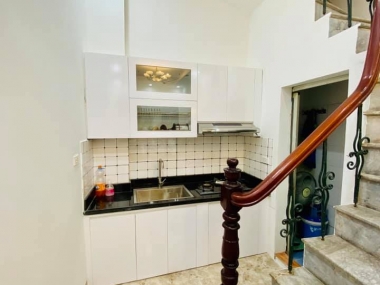 BÁN NHÀ PHỐ QUAN NHÂN, TX, 45M2 * 5 TẦNG, MẶT 4M, GIÁ 2.9 TỶ,THOÁNG ĐÃNG, GẦN PHỐ