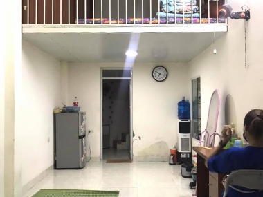 Bán nhà Hà Đông ô tô vào nhà – 2 nhà ra phố - 40M2 chỉ 2,xx tỷ - HIẾM HOI!