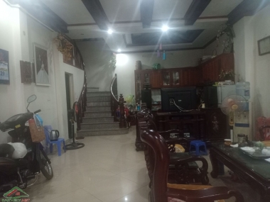 Bán nhà phố Trần Bình, Cầu Giấy 67m2, mặt tiền rộng 6m, ngay sát trường đại học THƯƠNG MẠI, ở sướng,