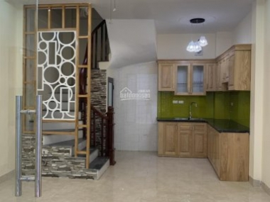 Bán nhà phố Thái Thịnh 45 M2 nhà 3 tầng 4,8 TỶ