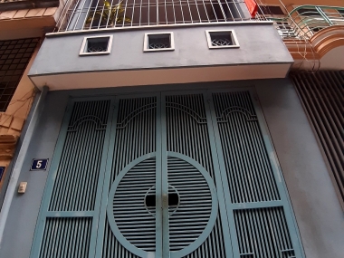 Bán nhà 3 tầng Đặng Xá, Gia Lâm. Diện tích sử dụng 150m2. Đường ô tô 7 chỗ, thông. LH 0936098052.