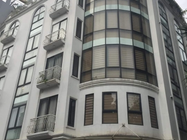 Bán nhà mặt phố Khuất Duy Tiến 141m2x9T  góc MT:6m giá 69tỷ @0917836226