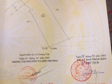 Hót quá các anh chị ơi đất bám hồ ! 
 
Hơn 4300m bám hồ 
Ngoài sổ hơn 1000m nữa 
Giá đầu tư công kha