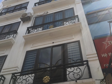 Nhà mặt ngõ Định Công Hạ, Hoàng Mai 45m2, 5 tầng, giá 4.2 tỷ. Kinh doanh ngày đêm
