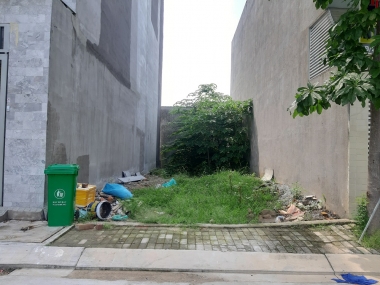 Anh tôi cần bán gấp 61m2 đất Tđc Trâu Quỳ để xoay vòng vốn kinh doanh. Trần Hùng Dũng 0936098052.