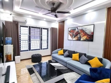 Bán nhà Xuân Thủy, lô góc 3 thoáng full nội thất, 38m2 chỉ 3 tỷ LH: 0928563368