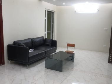 Chính chủ bán căn hộ Vinaconex 7 98m2 nội thất cao cấp chỉ việc xách vali về ở giá chỉ 2.4xx tỷ.