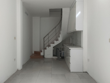 Siêu hiếm, chỉ 1.7 tỷ có nhà 4 tầng tại Cầu Giấy, công năng đầy đủ, sổ đỏ chính chủ