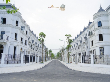 Biệt thự lâu đài phố Vimefulland Tây Hồ  The Lotus Center, Ciputra Tây Hồ, Hà Nội.