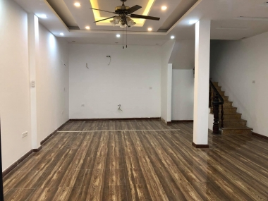 Bán nhà - Mặt phố  - Ngyễn Khang - Cầu Giấy