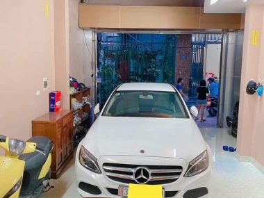 Bán nhà Hà Đông - 2 mặt thoáng ,100m2 mặt tiền to kinh khủng chỉ 6.8 tỷ– Ô tô 7 chỗ vào nhà – Ba bướ