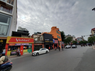 Bán nhà mặt phố đường Nguyễn Sơn Long Biên 100m2 x 5m MT nhỉnh 19 tỷ