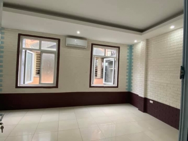 Bán nhà - Phân Lô - Trung Kính