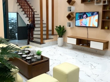 Bán nhà 5 tầng tại Mỹ Đình, Nam Từ Liêm, 4m mặt tiền, oto đỗ cửa, 5 phút ra SVD Mỹ Đình. Giá chỉ nhỉ