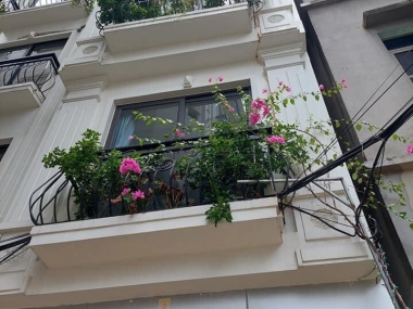 Bán Nhà Hồ Tùng Mậu - GARA Ô TÔ - Nhà Mới Đẹp - Ngay Cạnh VINHOMES GARDENIA HÀM NGHI.4,8tỷ