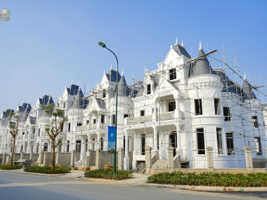 Biệt thự lâu đài THE LOTUS CENTER CIPUTRA - Tây Hồ - điểm đến của giới tinh hoa.