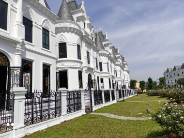 Biệt thự Tây Hồ, trong KĐT Quốc Tế  Ciputra giá tốt 31 tỷ, 140m2, 0907023278